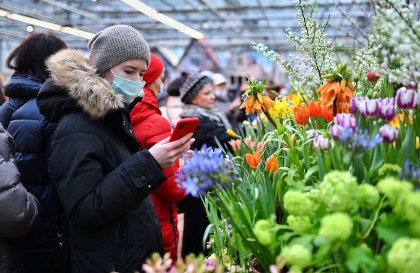 В Москве открылась выставка "Репетиция весны" 3 фото