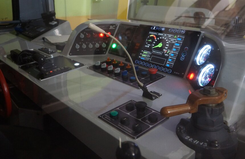 Пробное движение поездов запущено до метро "Битцевский парк" 9 фото