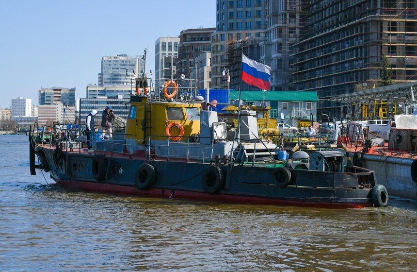 Коммунальный флот Москвы подготовили к открытию навигации 22 фото