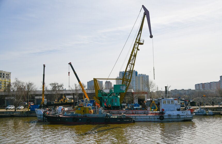 Коммунальный флот Москвы подготовили к открытию навигации 23 фото
