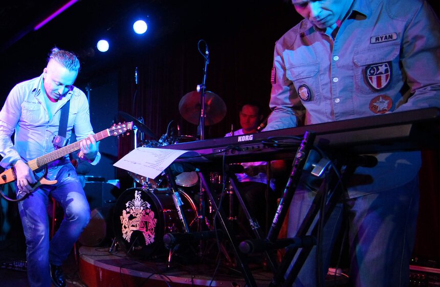 Павел Кашин представил в Москве новый альбом 8 фото