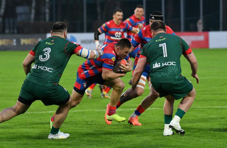 Казанская "Стрела" победила московский ЦСКА в матче 12-го тура чемпионата России по регби 12 фото