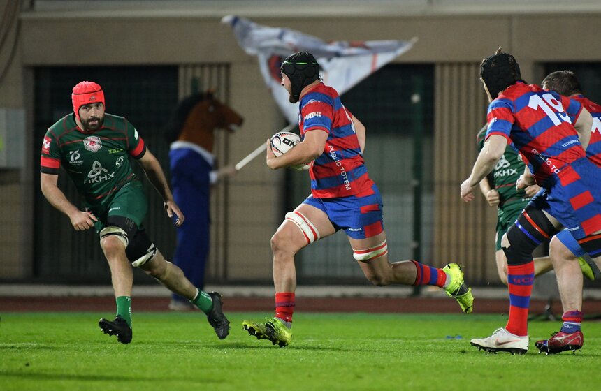 Казанская "Стрела" победила московский ЦСКА в матче 12-го тура чемпионата России по регби 23 фото