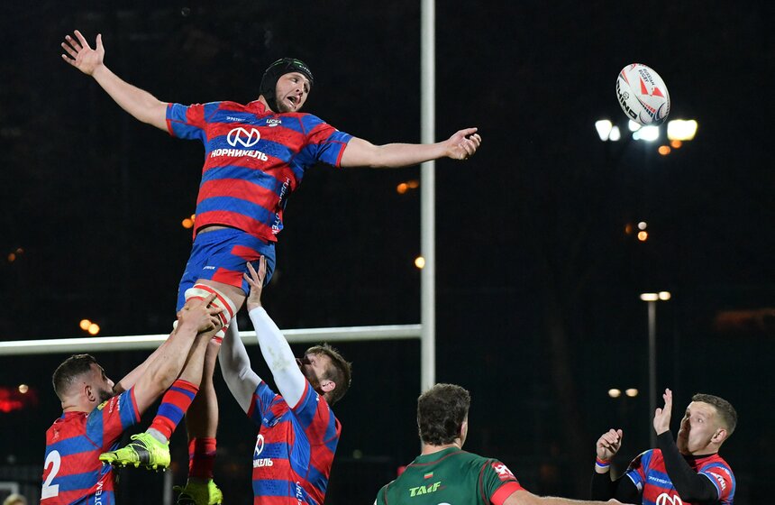 Казанская "Стрела" победила московский ЦСКА в матче 12-го тура чемпионата России по регби 20 фото