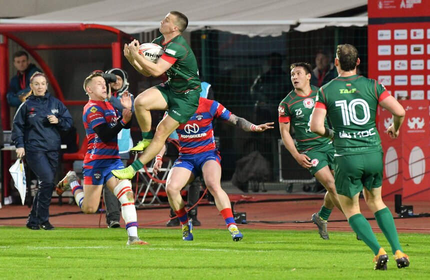 Казанская "Стрела" победила московский ЦСКА в матче 12-го тура чемпионата России по регби 14 фото