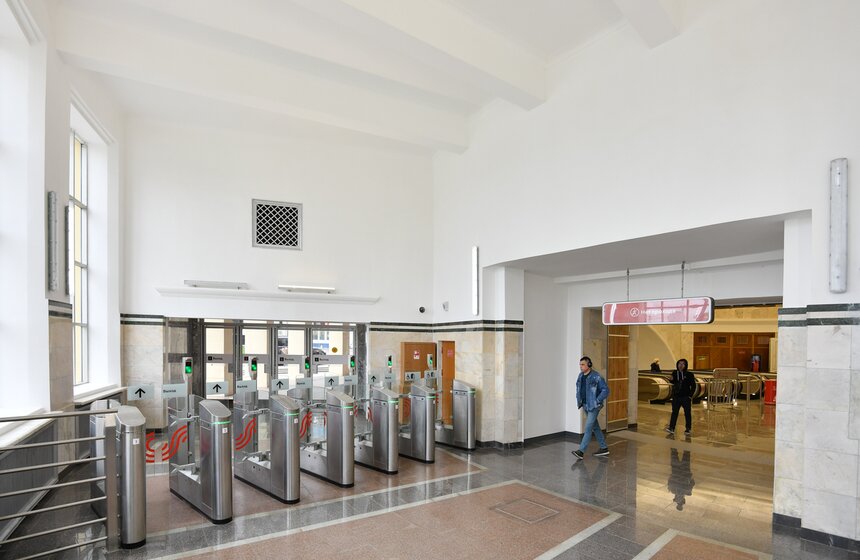 Станцию "Рижская" открыли после реконструкции 28 фото