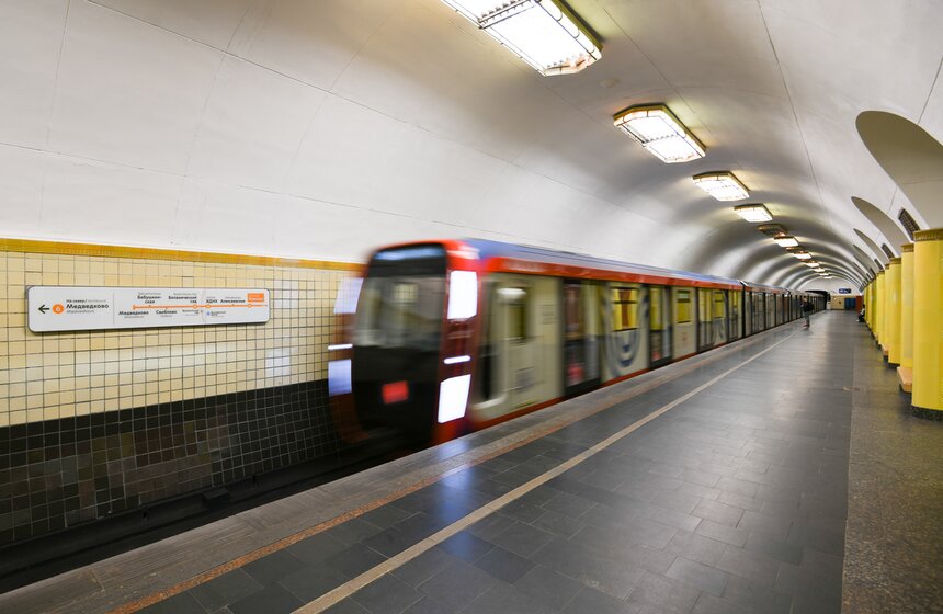 Станцию "Рижская" открыли после реконструкции 12 фото