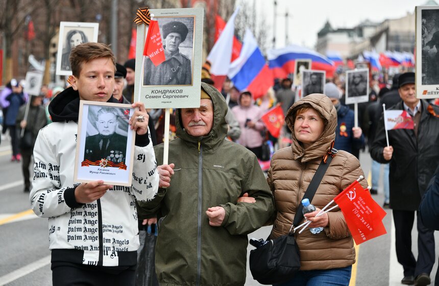 В Москве состоялось шествие "Бессмертного полка" 8 фото