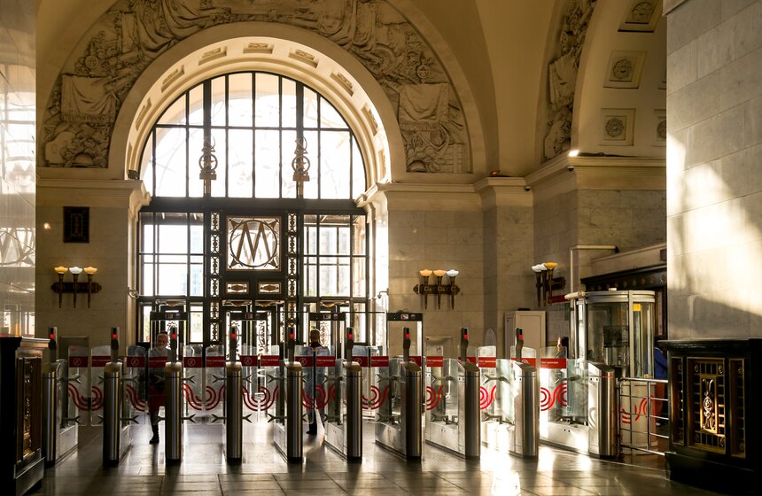 Парад поездов прошел в Московском метрополитене 27 фото