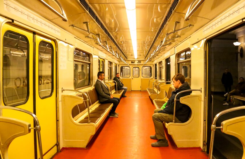 Парад поездов прошел в Московском метрополитене 11 фото