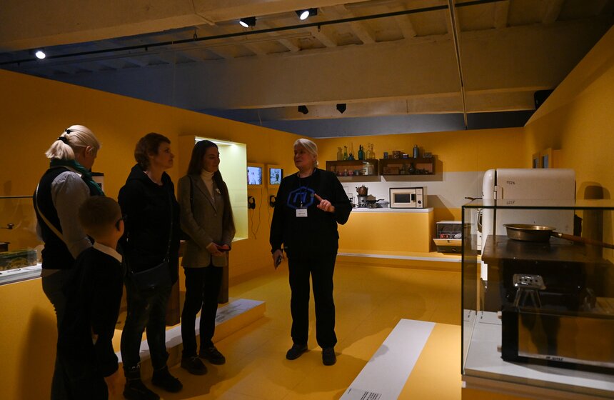 В Музее Москвы открылась выставка "Дом быта" 18 фото