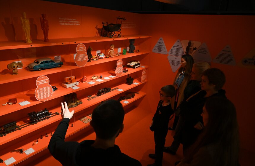 В Музее Москвы открылась выставка "Дом быта" 13 фото