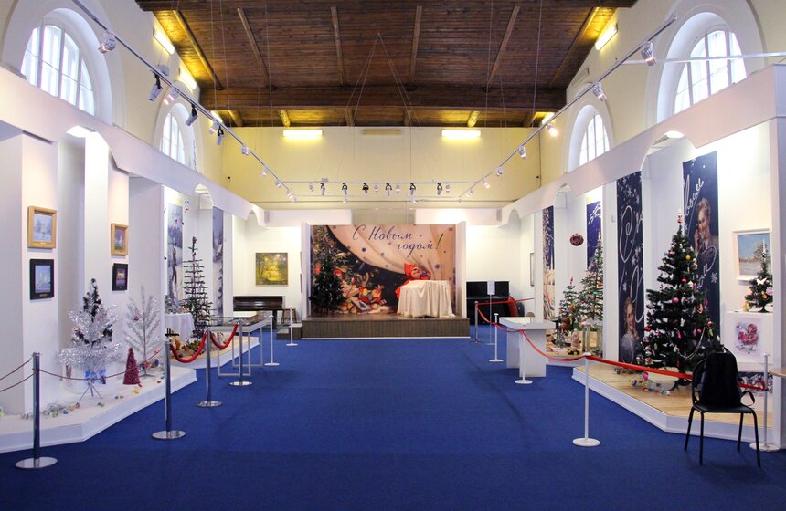 В Москве открылась выставка советских елочных игрушек 18 фото