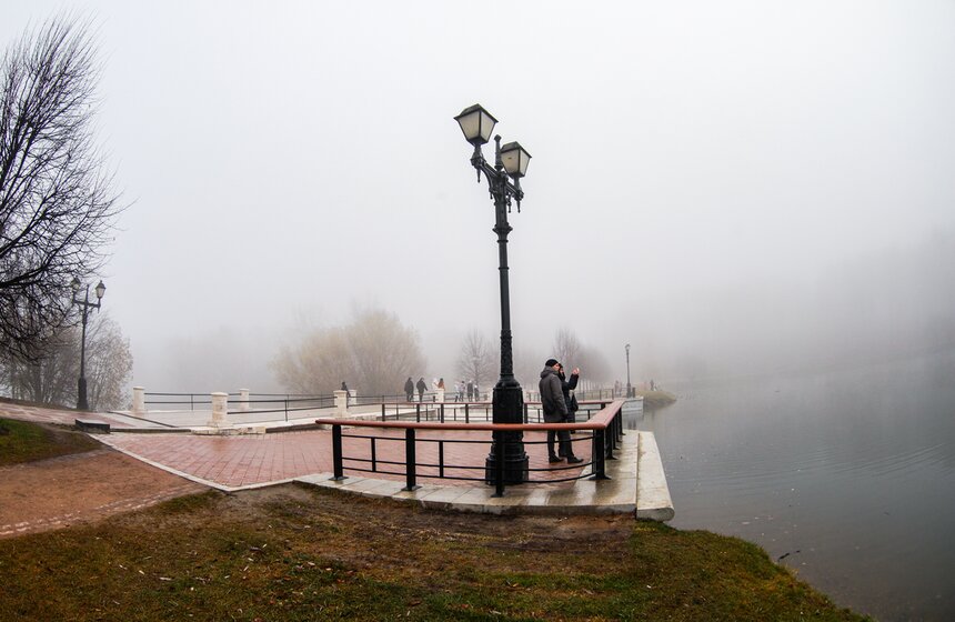 На юге Москвы отремонтировали пешеходный мост "Царицынская плотина" 10 фото