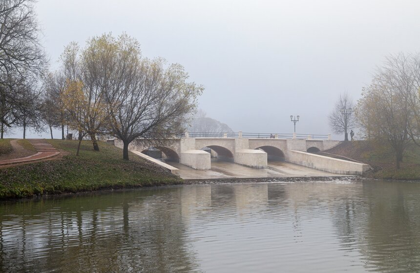 На юге Москвы отремонтировали пешеходный мост "Царицынская плотина" 19 фото