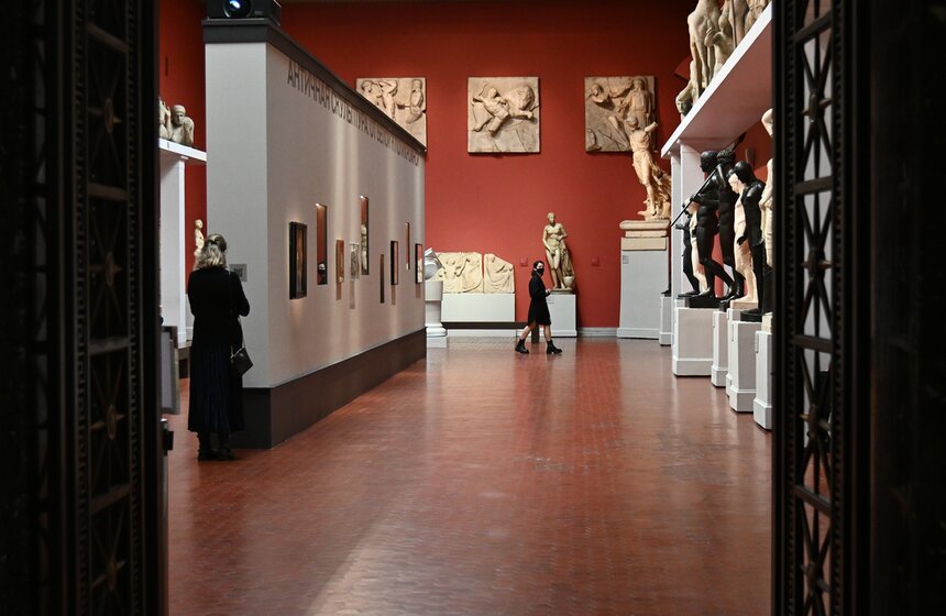 Выставка "Бывают странные сближенья" открылась в музее им. А. С. Пушкина 3 фото