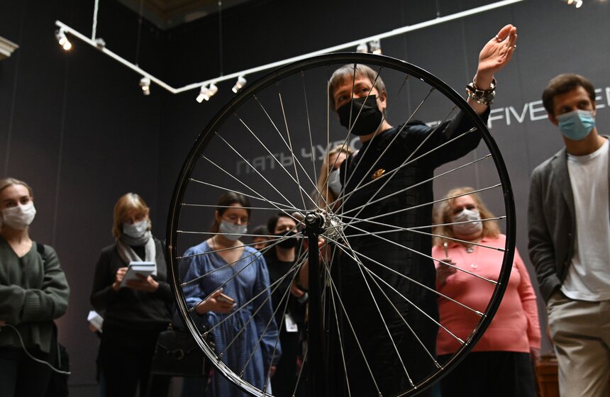 Выставка "Бывают странные сближенья" открылась в музее им. А. С. Пушкина 4 фото