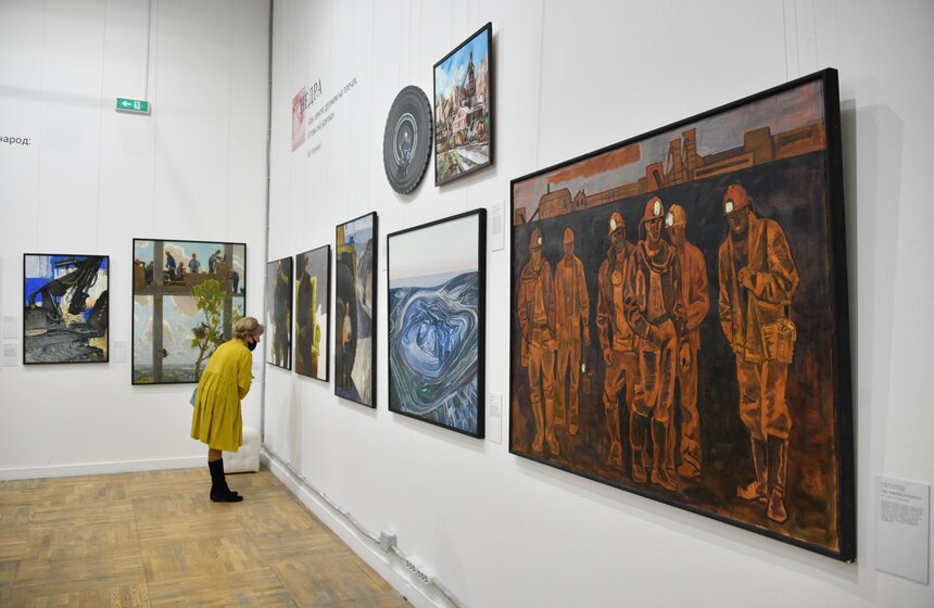 В Новой Третьяковке открылась выставка "Искусство труда" 1 фото