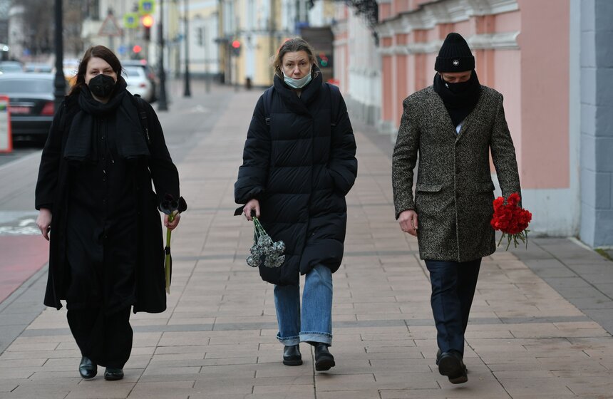 В Москве простились с писателем Виктором Коклюшкиным 1 фото