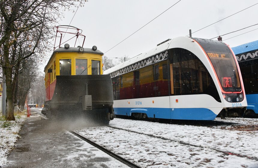 Общественный транспорт Москвы подготовили к зиме 14 фото