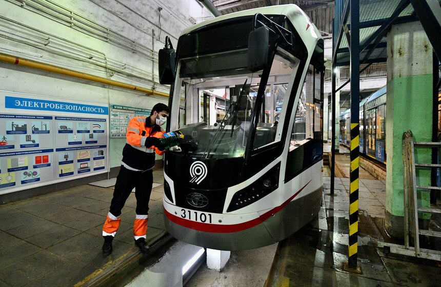 Общественный транспорт Москвы подготовили к зиме 8 фото