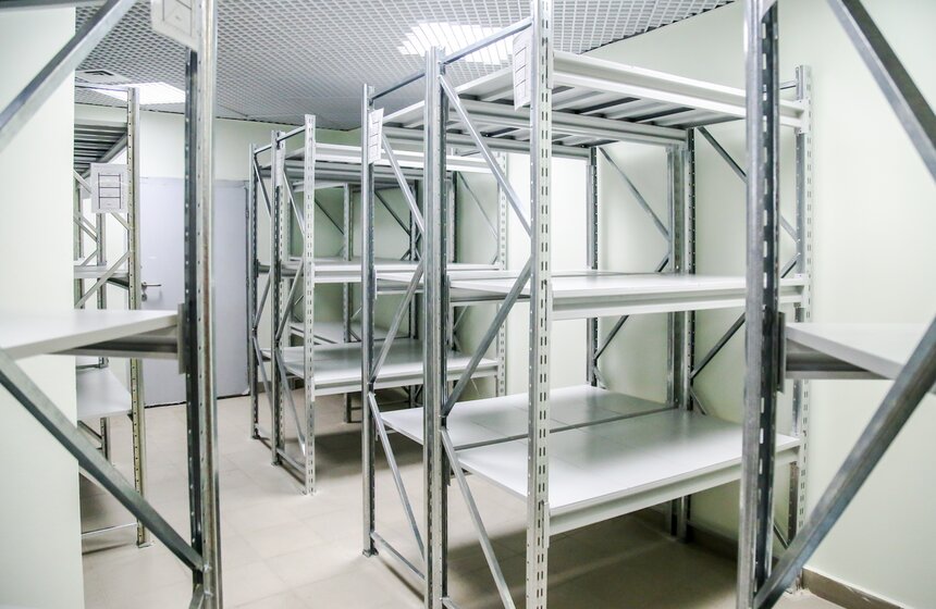 На столичной станции метро "Черкизовская" появился склад забытых вещей 12 фото