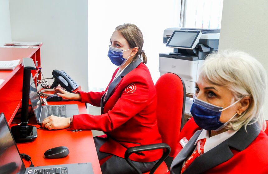 На столичной станции метро "Черкизовская" появился склад забытых вещей 9 фото