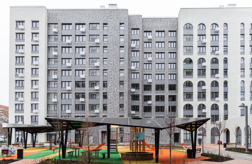 Мэр осмотрел возведенную по программе реновации новостройку в Басманном районе 4 фото