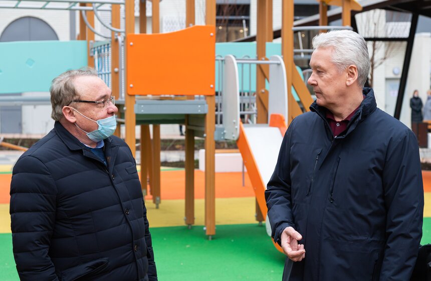 Мэр осмотрел возведенную по программе реновации новостройку в Басманном районе 3 фото