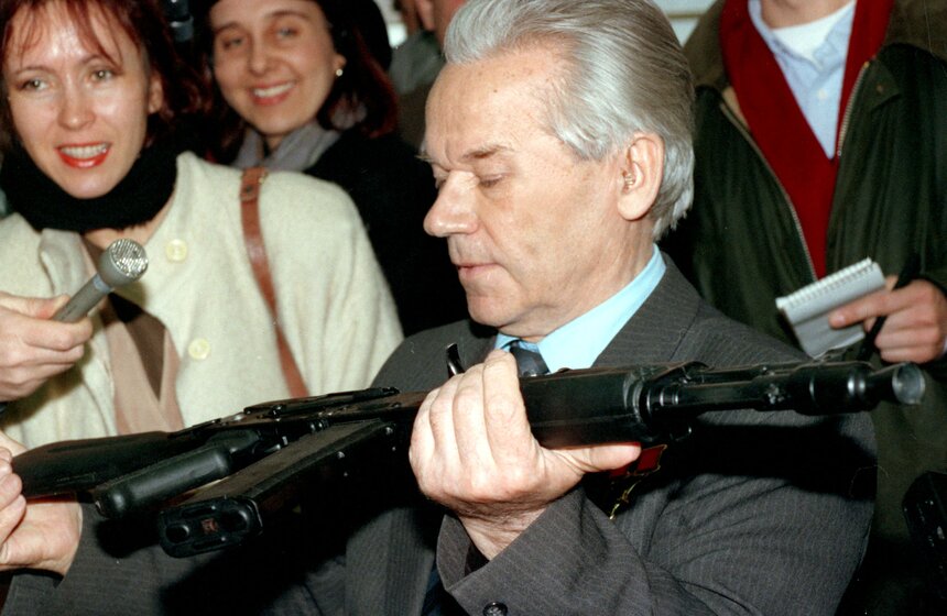 Умер конструктор стрелкового оружия Михаил Калашников 5 фото