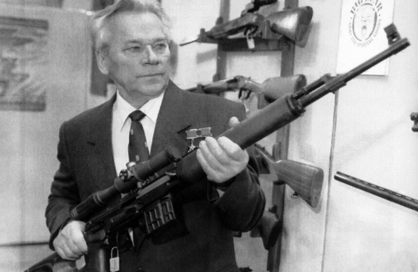 Умер конструктор стрелкового оружия Михаил Калашников 8 фото