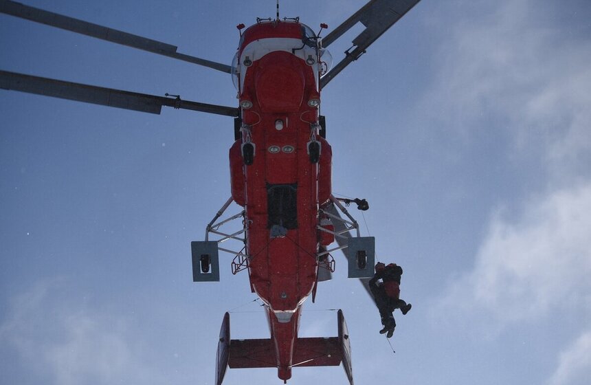 Спасатели Московского авиационного центра провели показательную тренировку