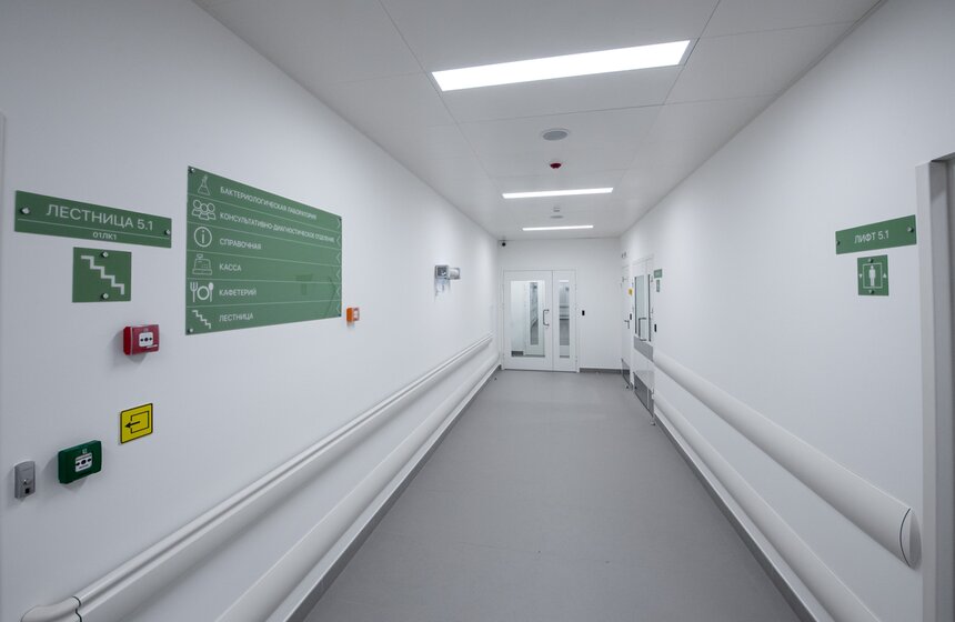 В Коммунарке завершили строительство амбулаторно-поликлинического корпуса 13 фото