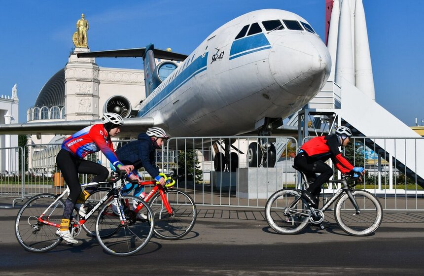 В Москве состоялась велогонка Sputnik Criterium
