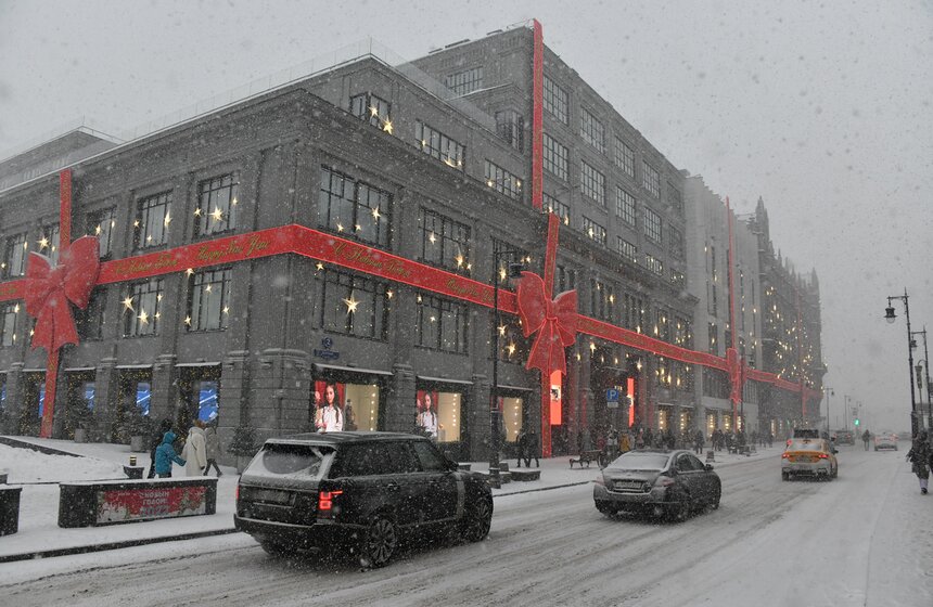 Циклон "Аннет" вызвал в Москве сильную метель 25 фото