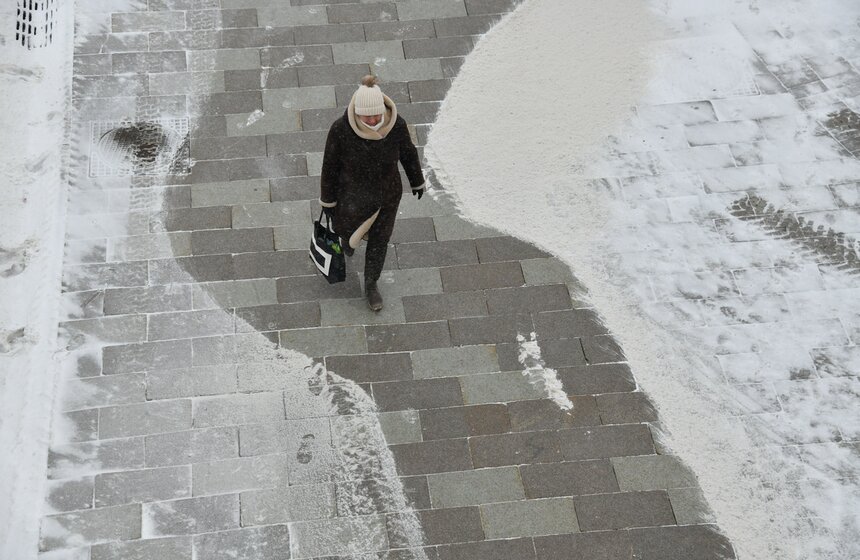 Циклон "Аннет" вызвал в Москве сильную метель 12 фото