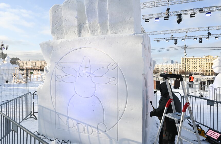 В столице продолжается международный фестиваль "Снег и лед в Москве" 10 фото