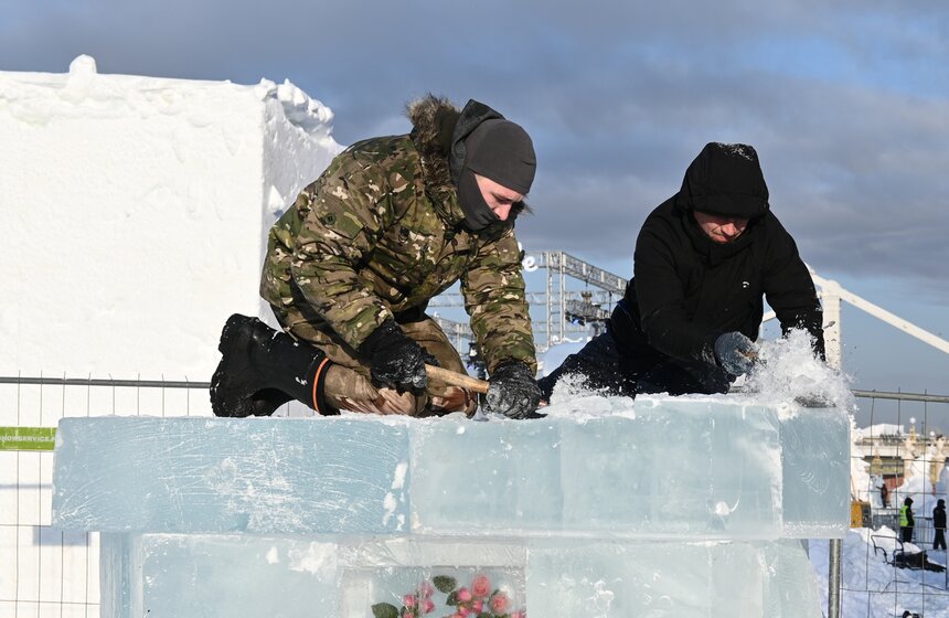 В столице продолжается международный фестиваль "Снег и лед в Москве" 20 фото