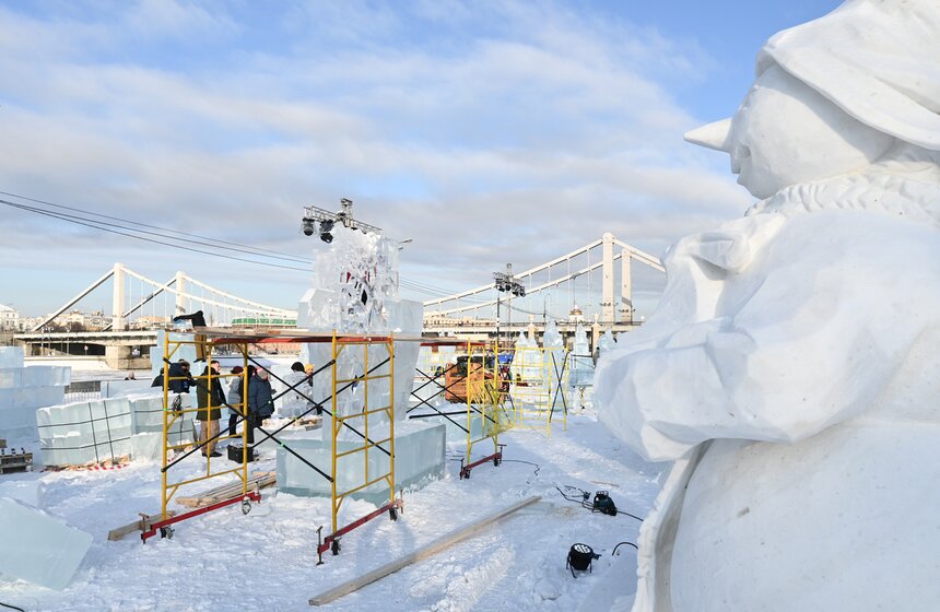 В столице продолжается международный фестиваль "Снег и лед в Москве" 8 фото