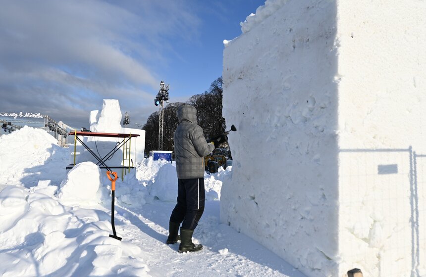 В столице продолжается международный фестиваль "Снег и лед в Москве" 19 фото