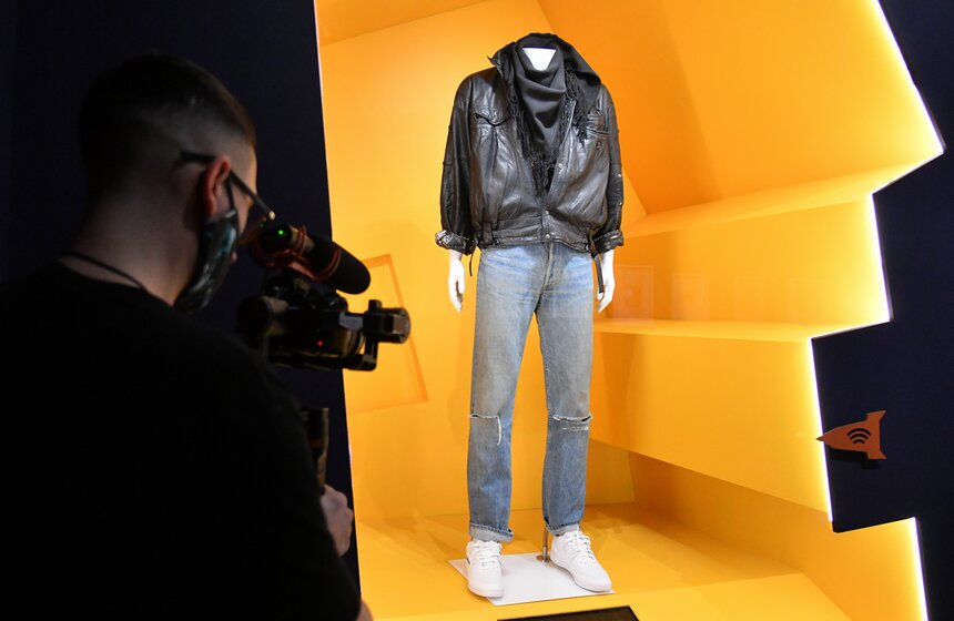 В Манеже состоялось пресс-открытие выставки "Виктор Цой. Путь героя" 5 фото