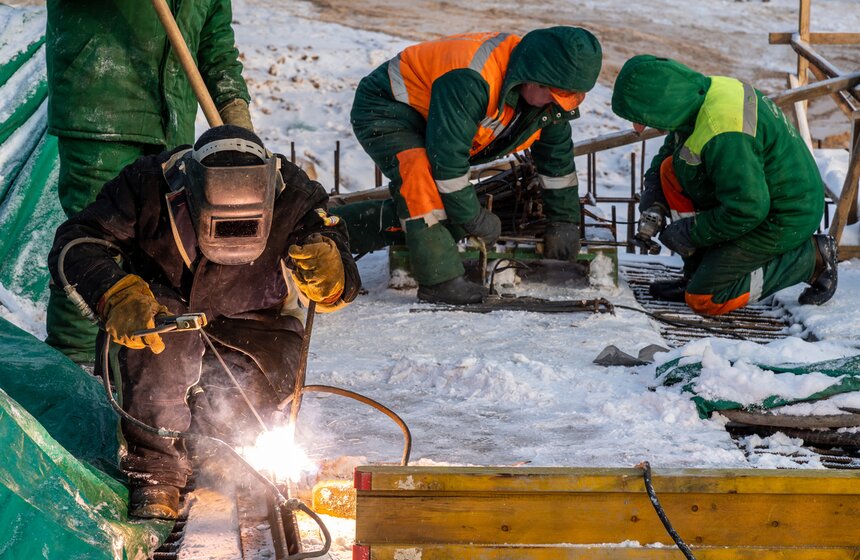 Собянин осмотрел ход реконструкции развязки на пересечении МКАД и Алтуфьевского шоссе 5 фото