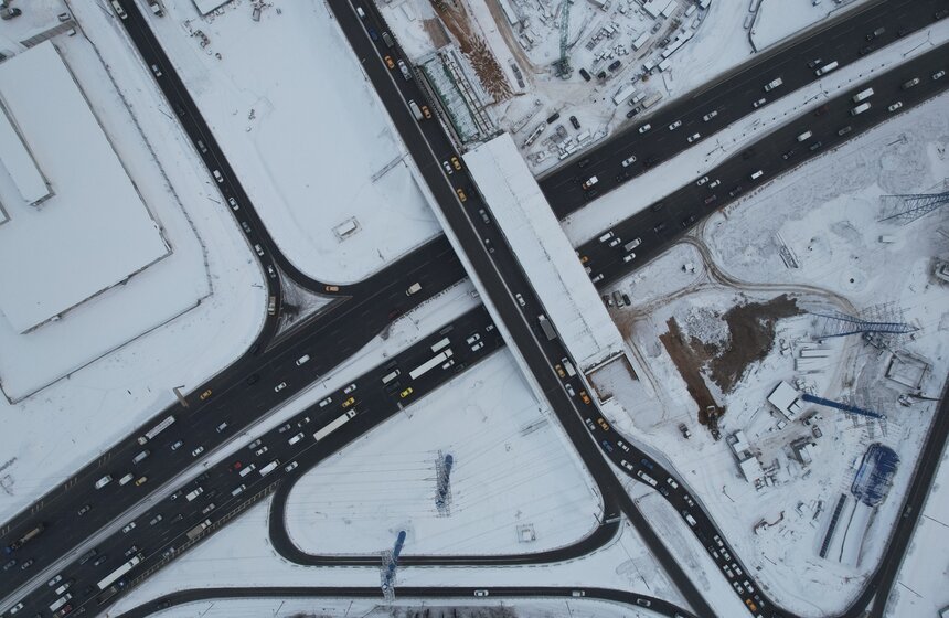Собянин осмотрел ход реконструкции развязки на пересечении МКАД и Алтуфьевского шоссе 11 фото