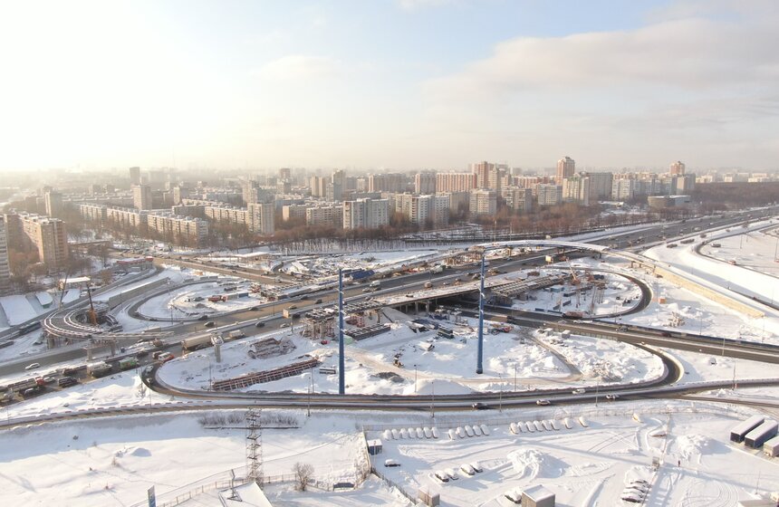 Собянин осмотрел ход реконструкции развязки на пересечении МКАД и Алтуфьевского шоссе 3 фото