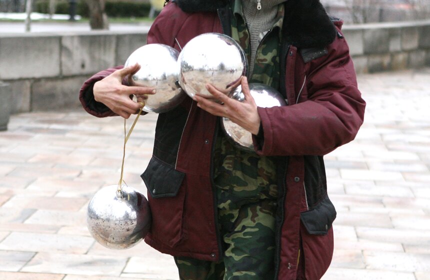 Главную елку страны установили на Соборной площади 8 фото