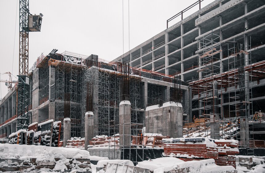 Собянин и Рогозин осмотрели ход строительства Национального космического центра 3 фото