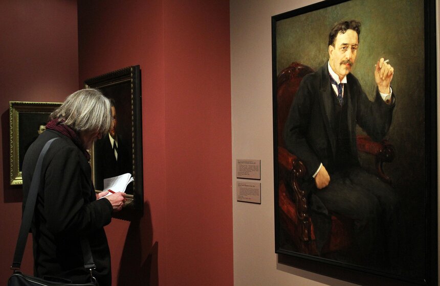 В Историческом музее выставили портреты купцов XVIII века 7 фото