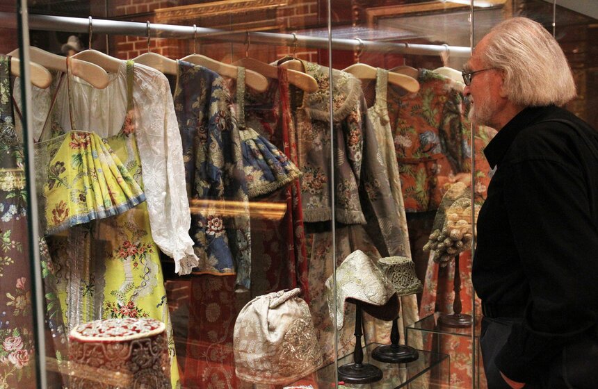 В Историческом музее выставили портреты купцов XVIII века 16 фото