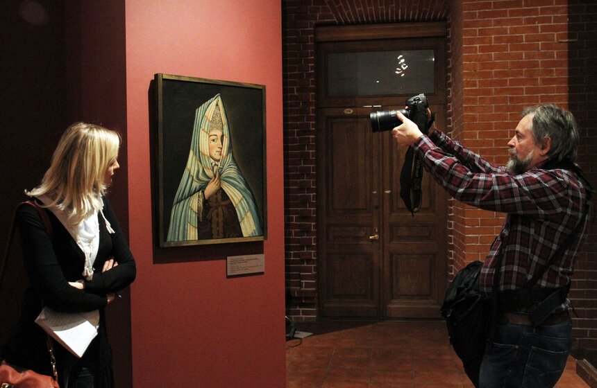 В Историческом музее выставили портреты купцов XVIII века 9 фото