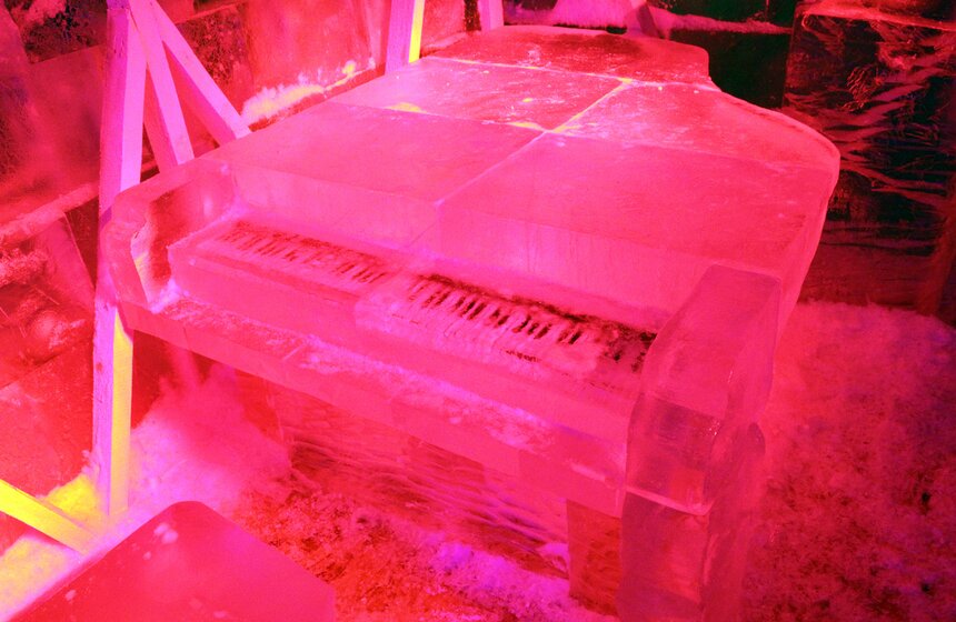 В "Сокольниках" открыли новогодние развлекательные площадки 18 фото